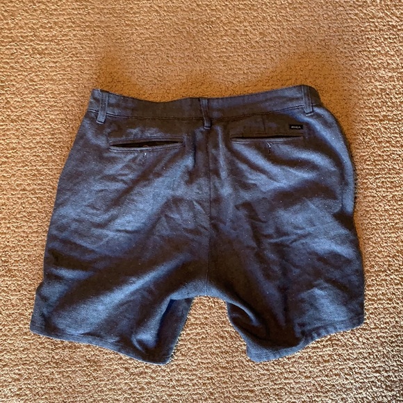 RVCA shorts - Picture 2 of 3